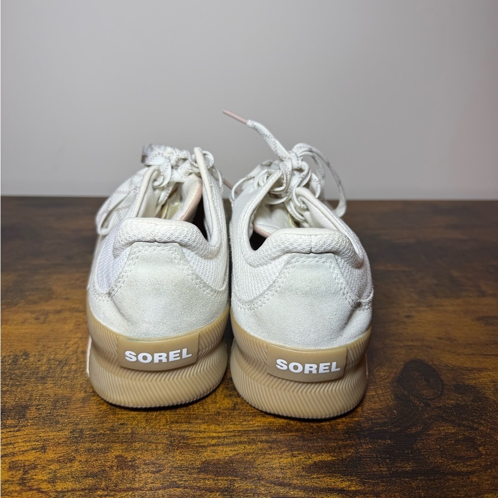 Sorel Out N About Plus Classic sneakers in a cream/white color